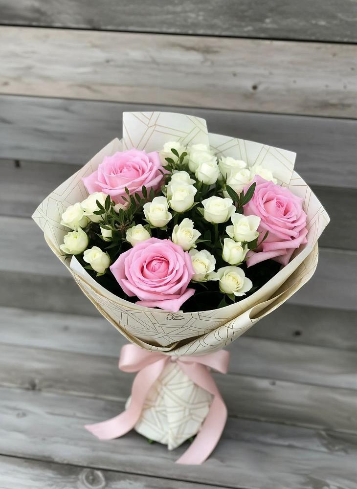 Букет цветов из: Розы в Елизаветинском