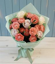 Букет цветов из:  Розы в Елизаветинском