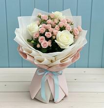 Букет цветов из:  Розы #REPLACE_PRED# Елизаветинском
