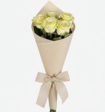 Букет цветов из:  Розы в Елизаветинском