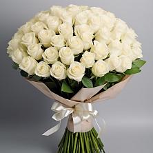 Букет 101 беля роза Белоснежка в Елизаветинском