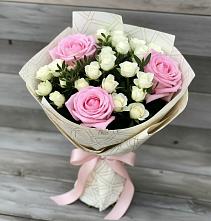 Букет цветов из:  Розы в Елизаветинском