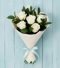 Букет цветов из:  Розы в Елизаветинском