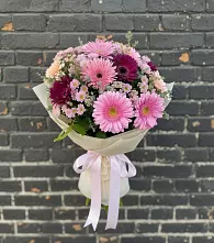 Букет цветов из:  Герберы и Хризантемы в Елизаветинском