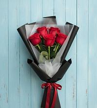 Букет цветов из:  Розы в Елизаветинском