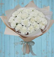 Букет цветов из:  Гвоздики в Елизаветинском