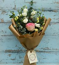 Букет цветов из:  Розы и Лизиантусы #REPLACE_PRED# Елизаветинском