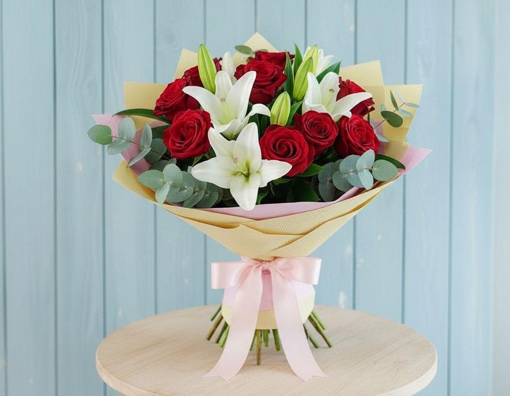 Букет цветов из: Лилии и Розы в Елизаветинском