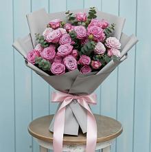 Букет цветов из:  Розы #REPLACE_PRED# Елизаветинском